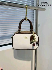 COACH SATCHEL MINI SLING BAG