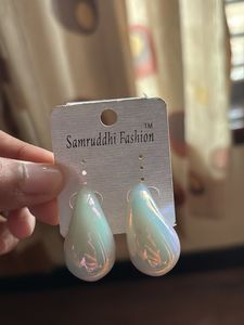 Dianty trendy earrings