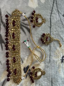 Elegant Ethnic Jewelry Set