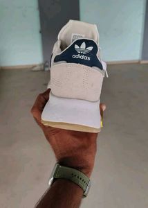 Adidas Retropy F2 Sneakers