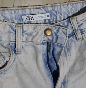 Zara Straight Jeans