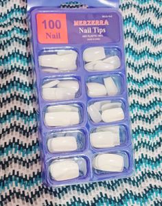 80 Nail Tips