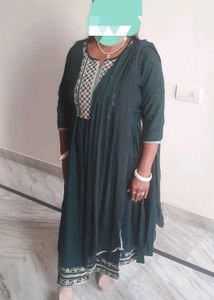 Beautiful 2pc Nayra Cut Kurta Set