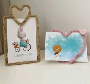 Crochet Photostand