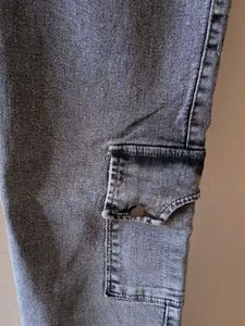 Cargo Jeans