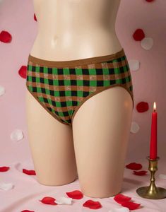 women L pantie brief