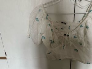 Zudio White Embroidery Top 🧵