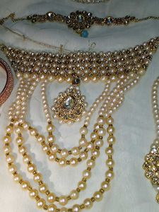 Mere Pass Extraa Jewellery Hai Esliye Selling Kare