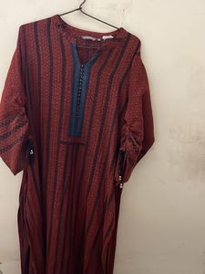 Shree Almost New Kurti With Stylish Sleeves