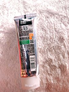 Garnier Bright Complete Serum Cleanser 50gm | Deep