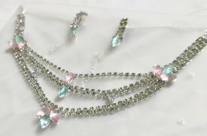 Sparkling Necklace &amp; Earring Set