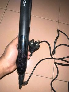 VEGA Hair Straightener