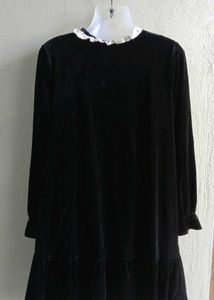 Black velvet dress