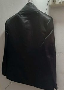 Stylish Black Blazer