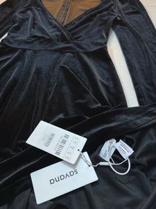 Classy Black Date Night Dress