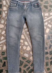 Denim Jeans For Men With Classic Look