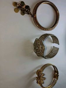 Vintage Style Gold Tone Bangle Bracelet Lot