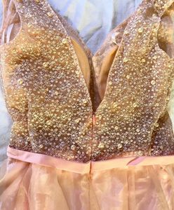 Elegant Beaded Party Dress👀🫠🎀