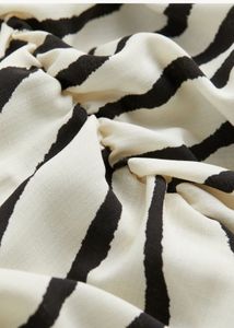 H&amp;M Black &amp; White Top