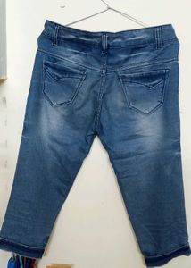 Capri Jeans with Rhinestone Detail