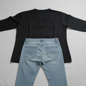 Chic Black Blouse &amp; Jeans Combo