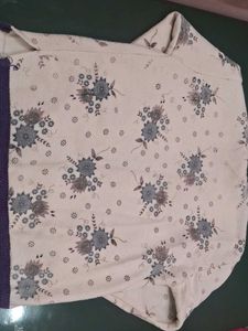 Woollen Sweater For Girls In Chill Vacations