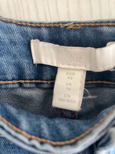 Straight Jeans