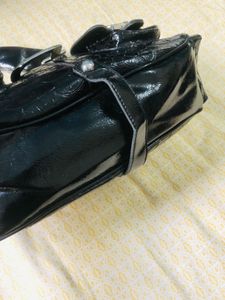 Guess Leather Handbag