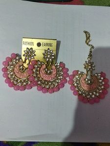 Earrings With Mang Tika