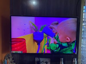 43 Inch LED LG Tv (in Good  Working Condition)