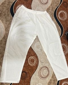 Unused New White Embroidered Kurta Set