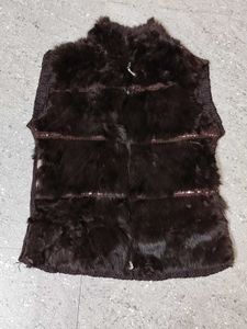 Brown half sleeve fur vest