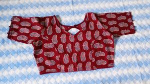 Maroon Colour Pure Cotton Round Neck Blouse 34 Size