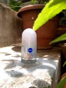 Nivea Pearl & Beauty Deodorant