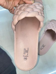 Cute Peach 🎀✨ Flats , Flipflops For Women
