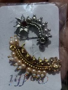 Silver And Gold Marathi Nose Pin