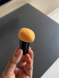 Makeup Application Sponges(4 Pieces )