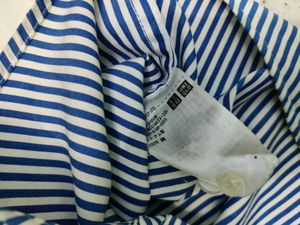 UNIQLO Y2K AESTHETIC TRENDING Striped  Shirt