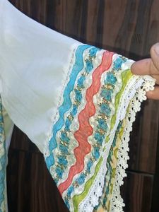 Beautiful Kurti And Dupatta Set
