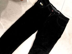A Black Denim Jeans