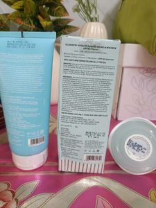 Dot &amp; Key Skincare Set