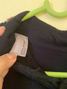 Vero Moda - sequenced Neck