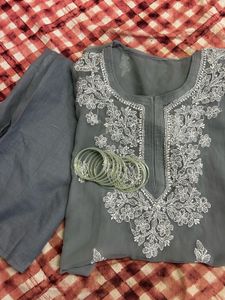 Women Chikankari Kurti