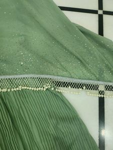 Beautiful Green Gown With Heavy Lac💚