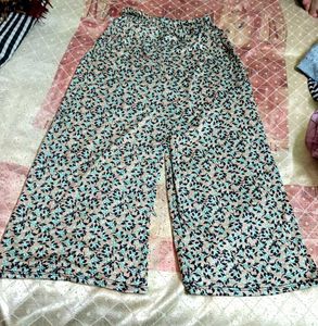 Chic Floral Printed Palazzo Pants | Soft &amp; Comfy