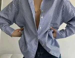Striped Button-Up Shirt (W)