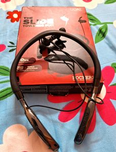 Boat Rockerz: Wireless Bluetooth Headsets