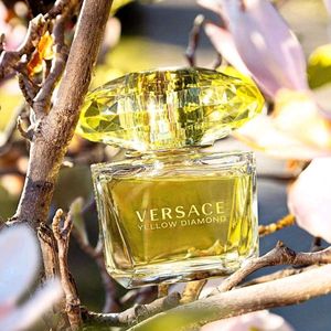 Versace Yellow Diamond Perfume