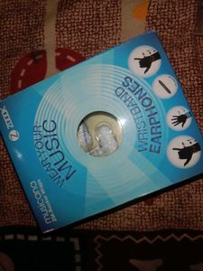 Pencil Box Set With Earphones Pack