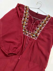 Like New Top ❤️❤️🤎